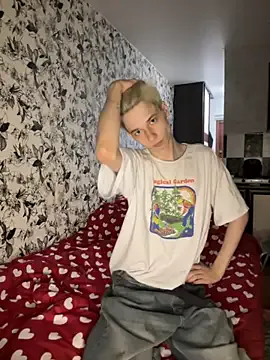 kai101010 – webcam model profile photo Image 7