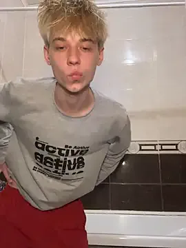 kai101010 – webcam model profile photo Image 9