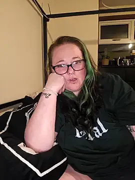 Mia--meow – webcam model profile photo Image 17