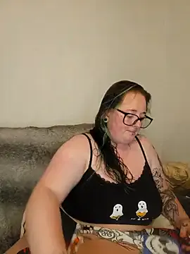 Mia--meow – webcam model profile photo Image 7