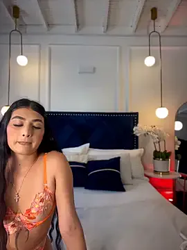 BustedAngelXXX on FreeCamNet