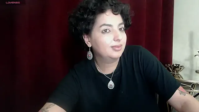 Nonchan_ – webcam model profile photo Image 12