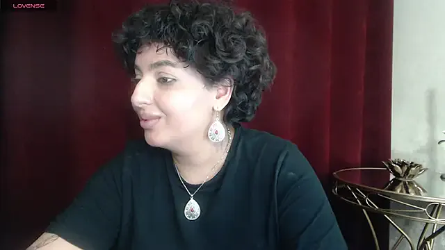 Nonchan_ – webcam model profile photo Image 13