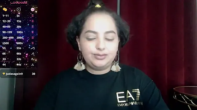 Nonchan_ – webcam model profile photo Image 18