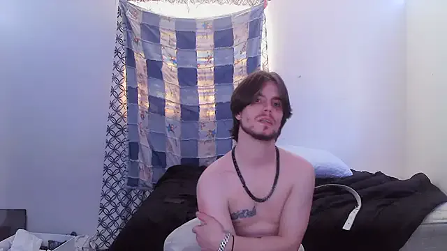  – webcam model profile photo Image 17