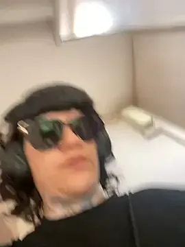 Nonchan_ – webcam model profile photo Image 11