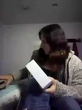 missdirtyhot_ – webcam model profile photo Image 2