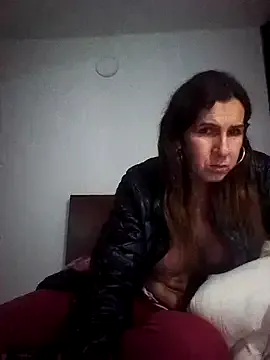 missdirtyhot_ – webcam model profile photo Image 9