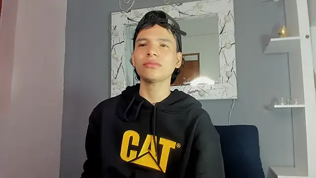 Nonchan_ – webcam model profile photo Image 7