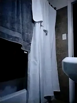 MOEMOE-Q – webcam model profile photo Image 11