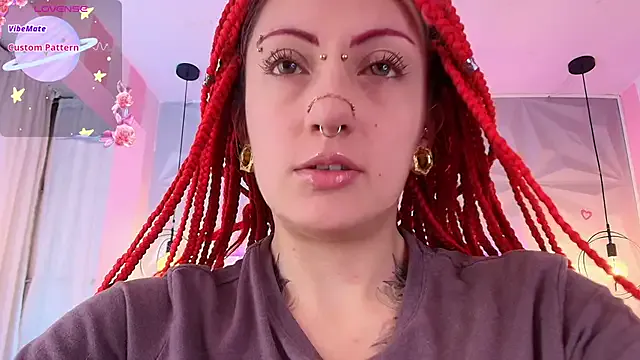 Yaya--728 – webcam model profile photo Image 18