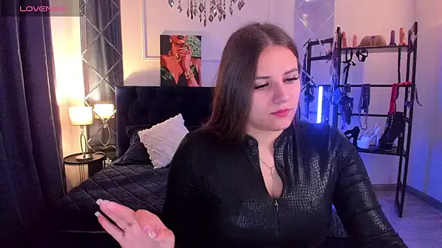 Nonchan_ – webcam model profile photo Image 13