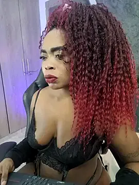 oxo_yuna_oxo – webcam model profile photo Image 8