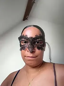 Candyss_233 – webcam model profile photo