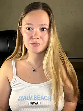 Hot_Mayra25 – webcam model profile photo Image 16