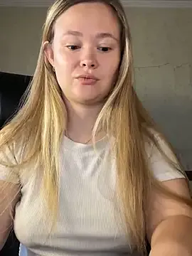 Hot_Mayra25 – webcam model profile photo Image 6