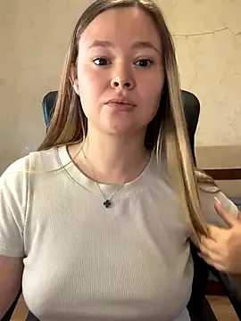 Hot_Mayra25 – webcam model profile photo Image 9