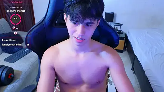 Nonchan_ – webcam model profile photo Image 15