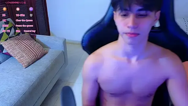 Nonchan_ – webcam model profile photo Image 6