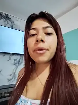 – webcam model profile photo Image 12