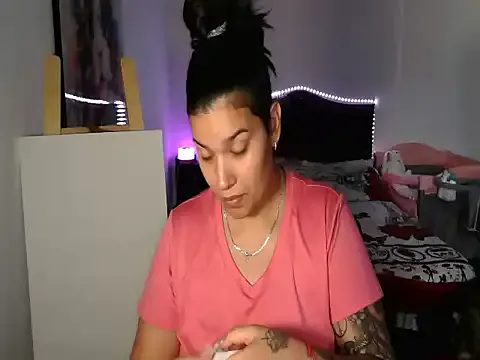 NANA_7 – webcam model profile photo Image 7