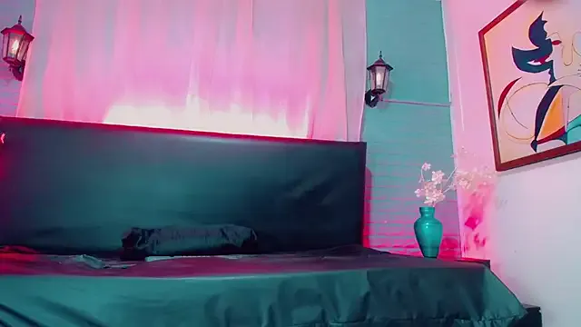 Nonchan_ – webcam model profile photo Image 6