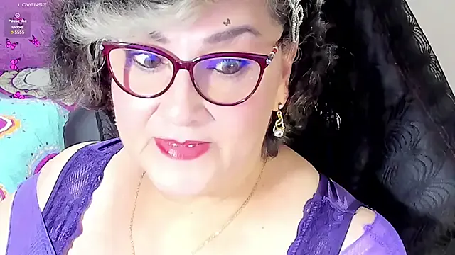 Nonchan_ – webcam model profile photo Image 9