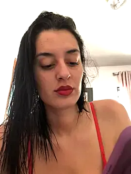 Cum_girlss – webcam model profile photo Image 19