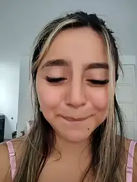 Mary_bby – webcam model profile photo Image 10