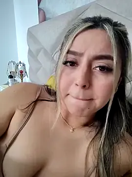 Mary_bby – webcam model profile photo Image 7