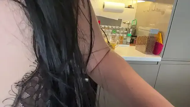 Mia--meow – webcam model profile photo Image 6