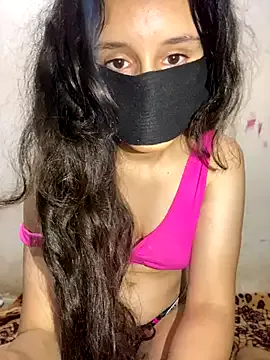 maataaan – webcam model profile photo Image 12