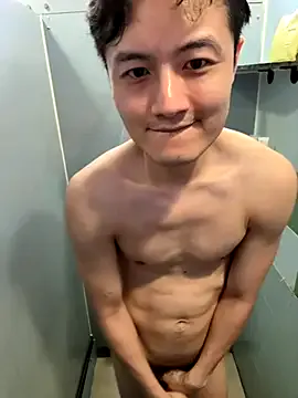  – webcam model profile photo Image 11