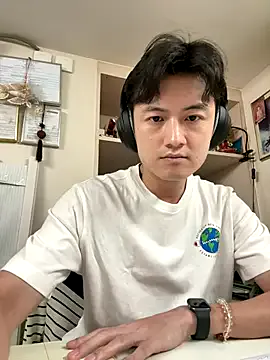  – webcam model profile photo Image 12
