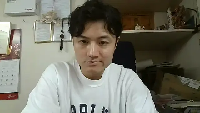  – webcam model profile photo Image 3
