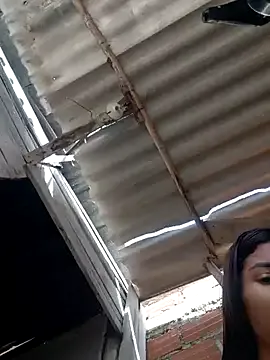 Sara666 – webcam model profile photo Image 3