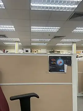 charlie_xdd on FreeCamNet