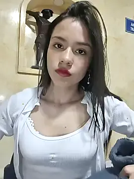 brutal_sex_room5 – webcam model profile photo Image 4