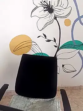 Mary-JP – webcam model profile photo Image 3