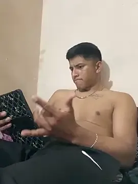 shoma2003 – webcam model profile photo Image 4