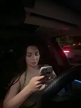 mc-Olivia – webcam model profile photo Image 8