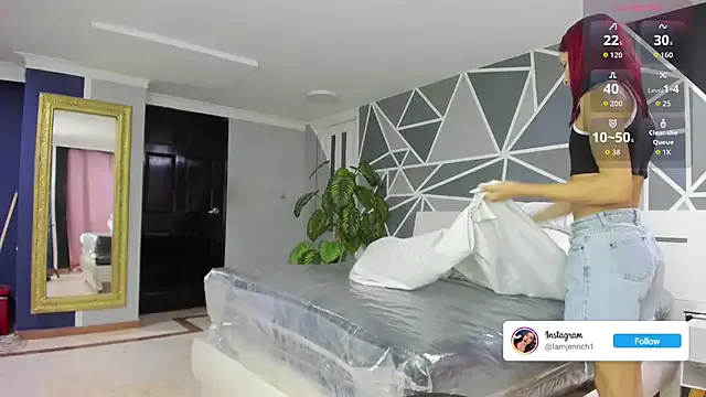 Awesomelusty – webcam model profile photo Image 13