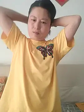 Nonchan_ – webcam model profile photo Image 3