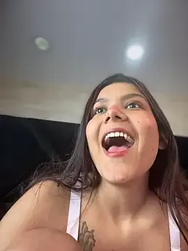 xiaoqingren – webcam model profile photo Image 14