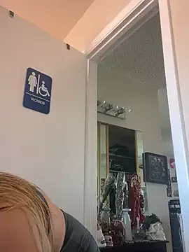 Chicagobabe's Thumb Image
