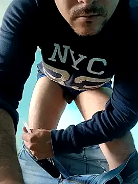trainwithme – webcam model profile photo Image 9