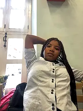 Sexyshabhita1999 – webcam model profile photo Image 3