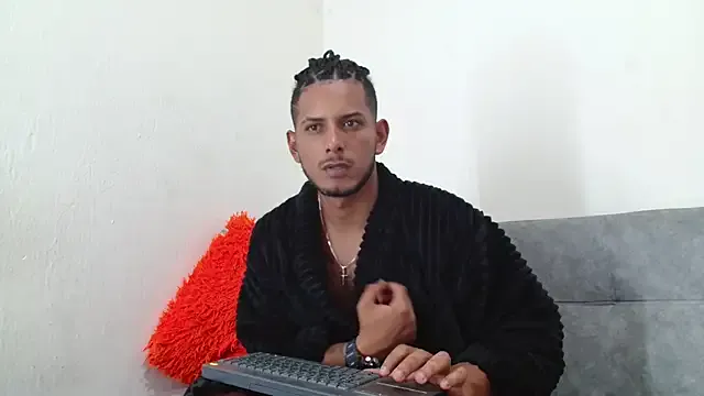 hina_porn – webcam model profile photo Image 11