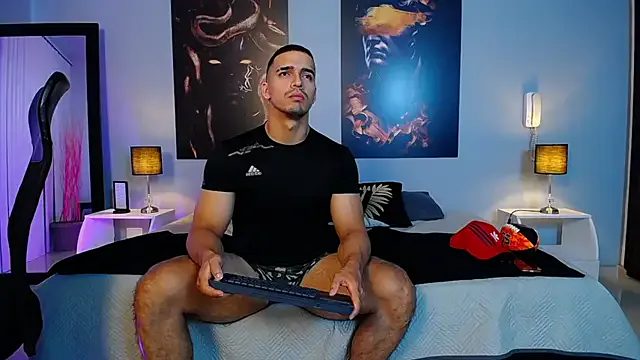 GouGou-111 – webcam model profile photo Image 10