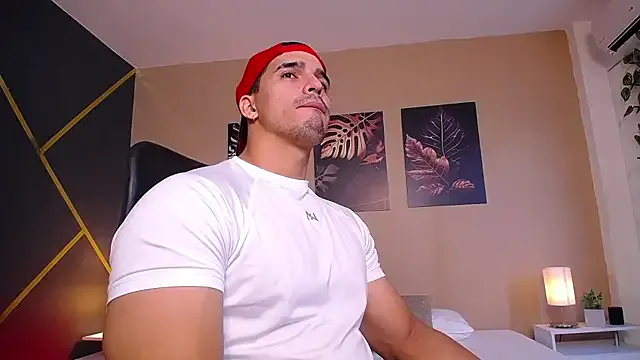 GouGou-111 – webcam model profile photo Image 19